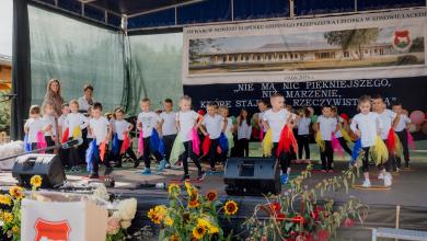 𝗪𝗶𝗲𝗹𝗸𝗶𝗲 𝗼𝘁𝘄𝗮𝗿𝗰𝗶𝗲 𝗻𝗼𝘄𝗲𝗴𝗼 𝗽𝗿𝘇𝗲𝗱𝘀𝘇𝗸𝗼𝗹𝗮 𝗶 𝘇̇ł𝗼𝗯𝗸𝗮 𝘄 𝗞𝗼𝘀𝗼𝘄𝗶𝗲 𝗟𝗮𝗰𝗸𝗶𝗺 - 𝗶𝗻𝘄𝗲𝘀𝘁𝘆𝗰𝗷𝗮, 𝗸𝘁𝗼́𝗿𝗮 𝘇𝗺𝗶𝗲𝗻𝗶𝗮 𝗽𝗿𝘇𝘆𝘀𝘇ł𝗼𝘀́𝗰́ 𝗻𝗮𝗷𝗺ł𝗼𝗱𝘀𝘇𝘆𝗰𝗵 𝗺𝗶𝗲𝘀𝘇𝗸𝗮𝗻́𝗰𝗼́𝘄 𝗴𝗺𝗶𝗻𝘆! 