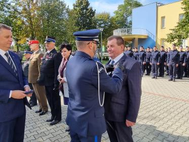 Burmistrz Jan Słomiak otrzymał Medal za Zasługi dla Policji