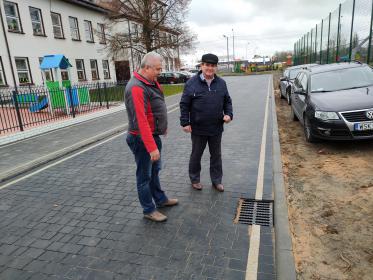 Odbiór utwardzenia terenu przy Szkole Podstawowej